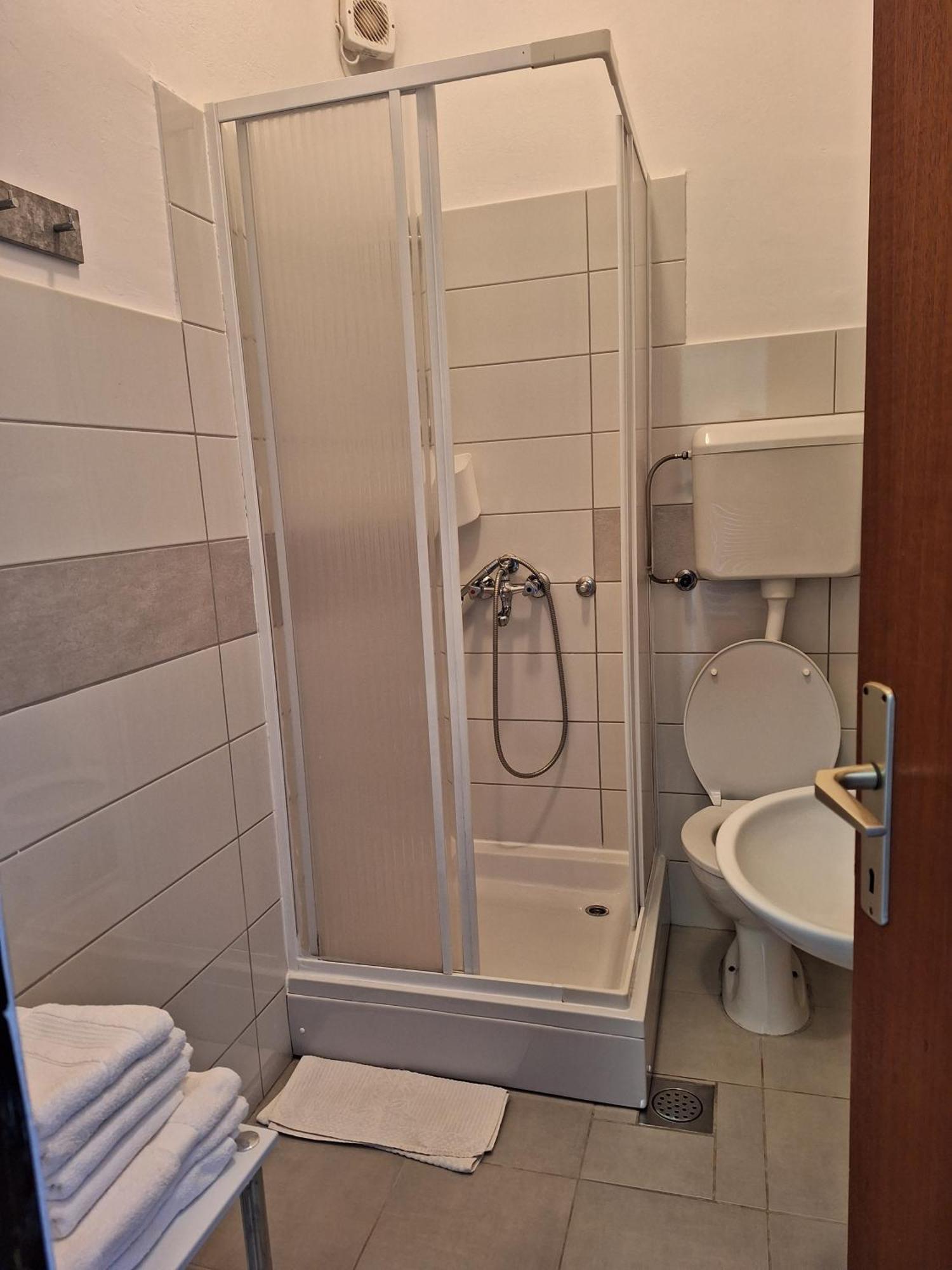 Apartmani Belobrk Potocnica Pag Ngoại thất bức ảnh
